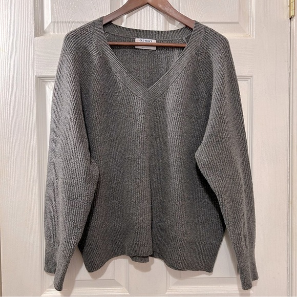 Old Navy Sweater V-Neck Women's Gray Size XL Oversized - Picture 1 of 6